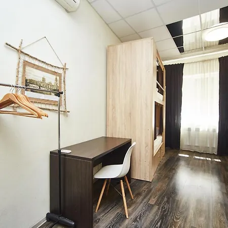 호스텔 Old Courtyard