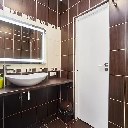 Old Courtyard 오데사