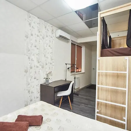 Old Courtyard 호스텔 *