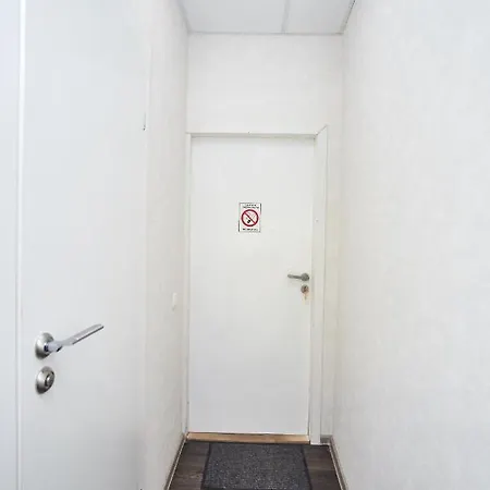 호스텔 Old Courtyard