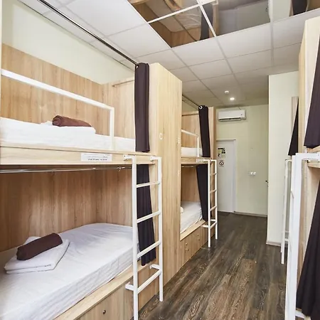 Old Courtyard Hostel