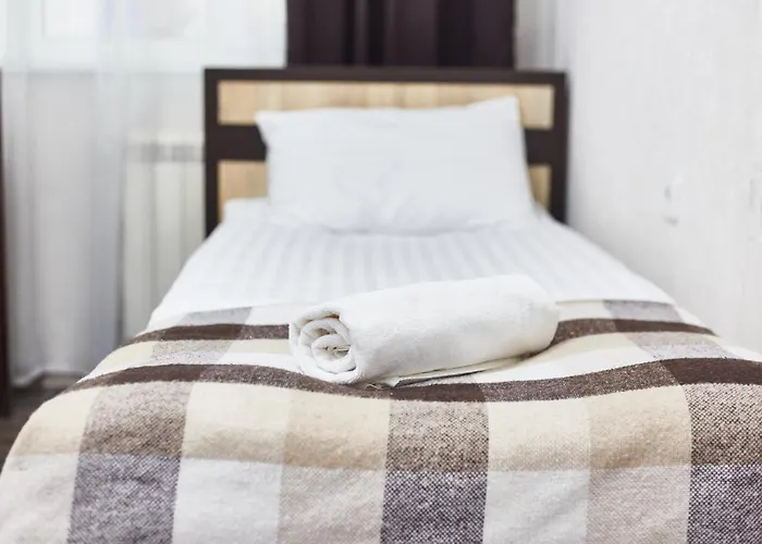 Old Courtyard Hostel *