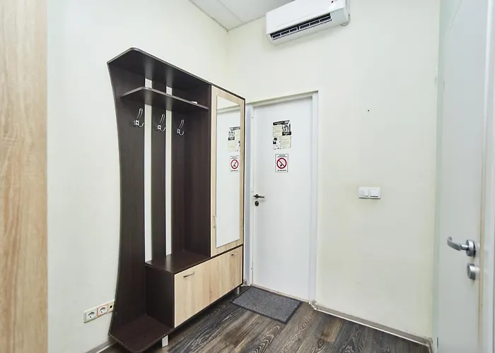 Hostel Old Courtyard *